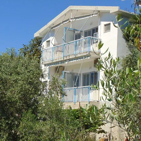Garden Marina Avlonya